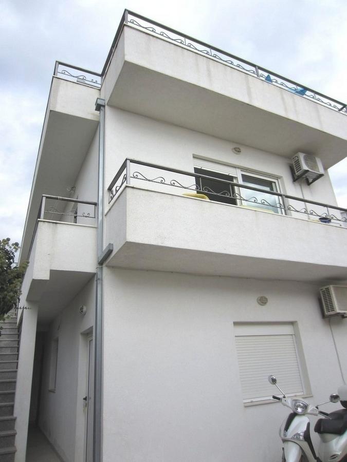 Apartments Zdenka Donji Okrug  Kültér fotó