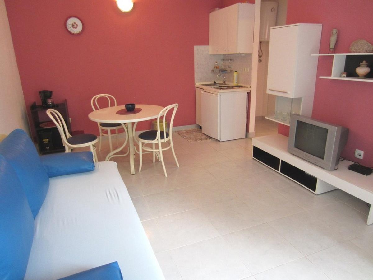 Apartments Zdenka Donji Okrug  Kültér fotó