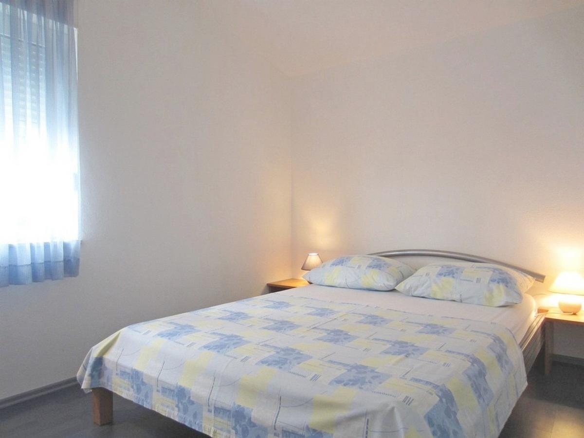 Apartments Zdenka Donji Okrug  Kültér fotó